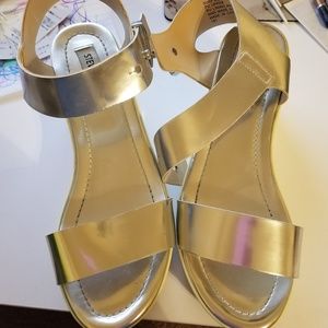 Steve Madden Platform Silver Shoes